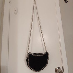 Chain Cat Shoulder Bag